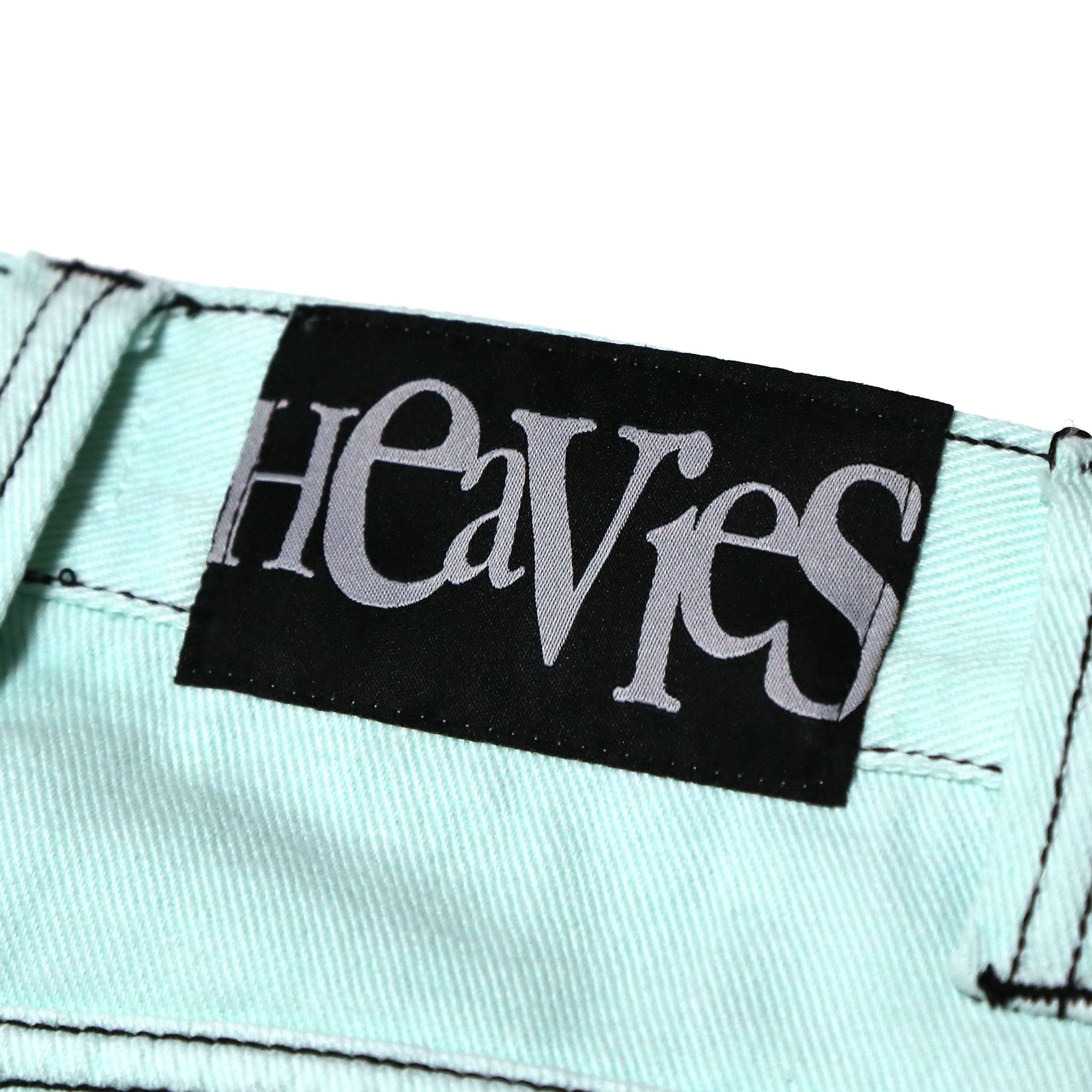 https://cdn.shopify.com/s/files/1/0046/4401/2066/files/HEAVIES-ClassicJeans_MintWhite9.jpg?v=1766506640