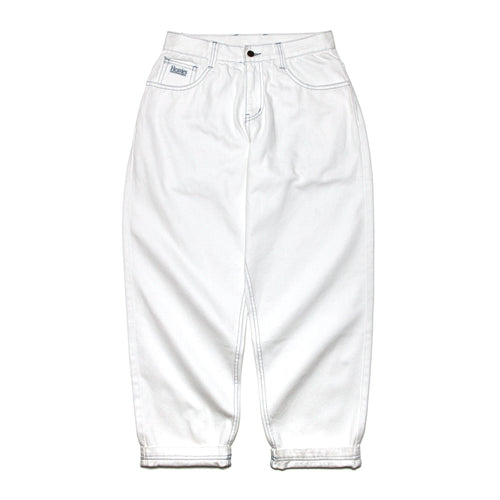 https://cdn.shopify.com/s/files/1/0046/4401/2066/files/MOTO-BUNKAXHEAVIES-CollaborationJeans_White1.jpg?v=1766505113
