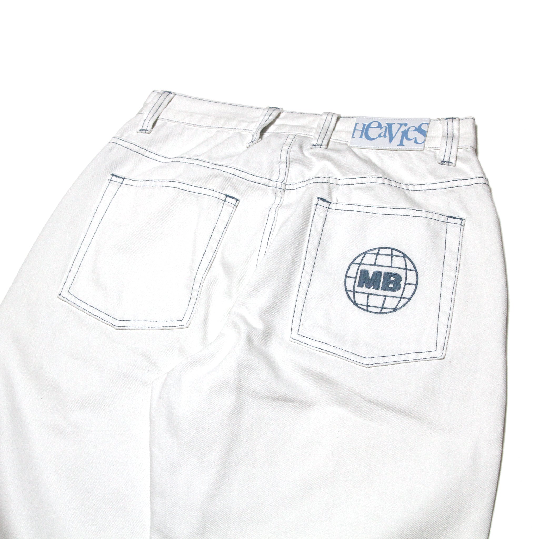 https://cdn.shopify.com/s/files/1/0046/4401/2066/files/MOTO-BUNKAXHEAVIES-CollaborationJeans_White8.jpg?v=1766505114